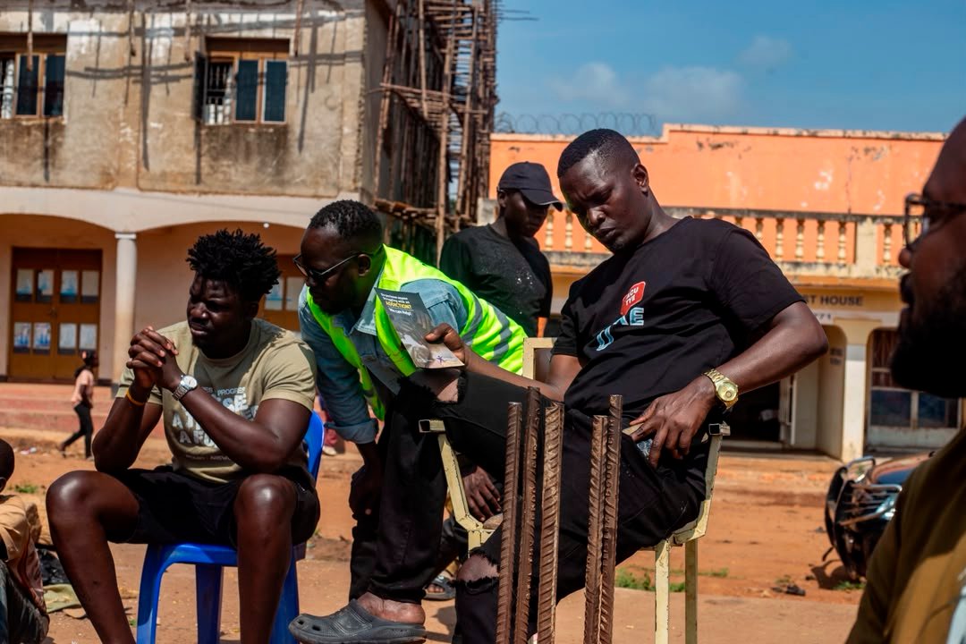 Street Kids Rehabilitation Program with MC Dogo — photo 2